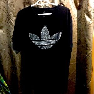 Adidas tee